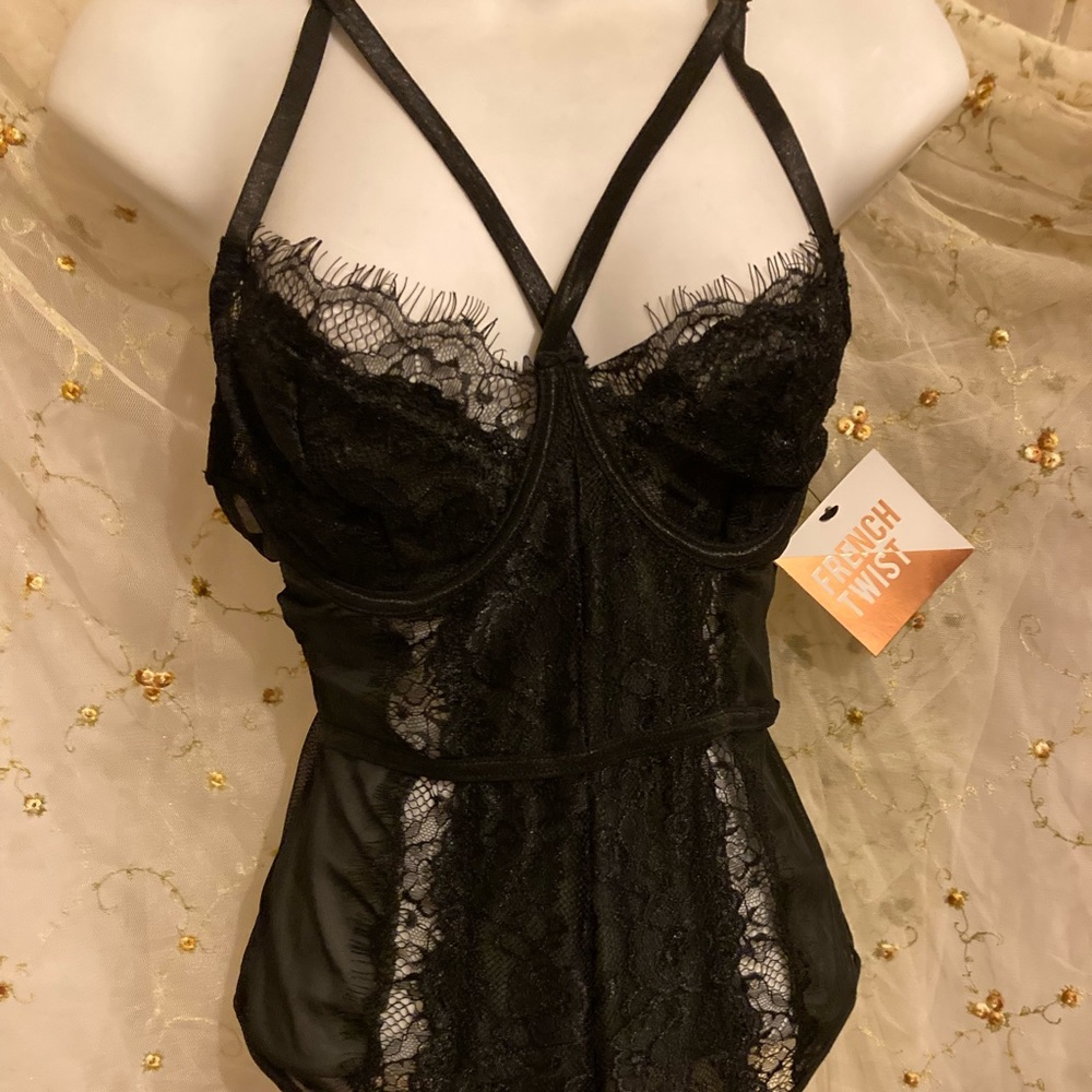 🎉✨⭐️Host Pick⭐️✨🎉NWT French Toast Lingerie